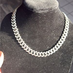 Elegant Silver Chain Necklace